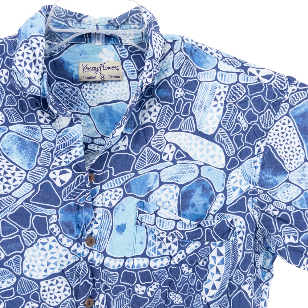 Kenny Flowers Mauna Kea Mens M Blue Turtle Print Limited Edition Hawaiian Shirt